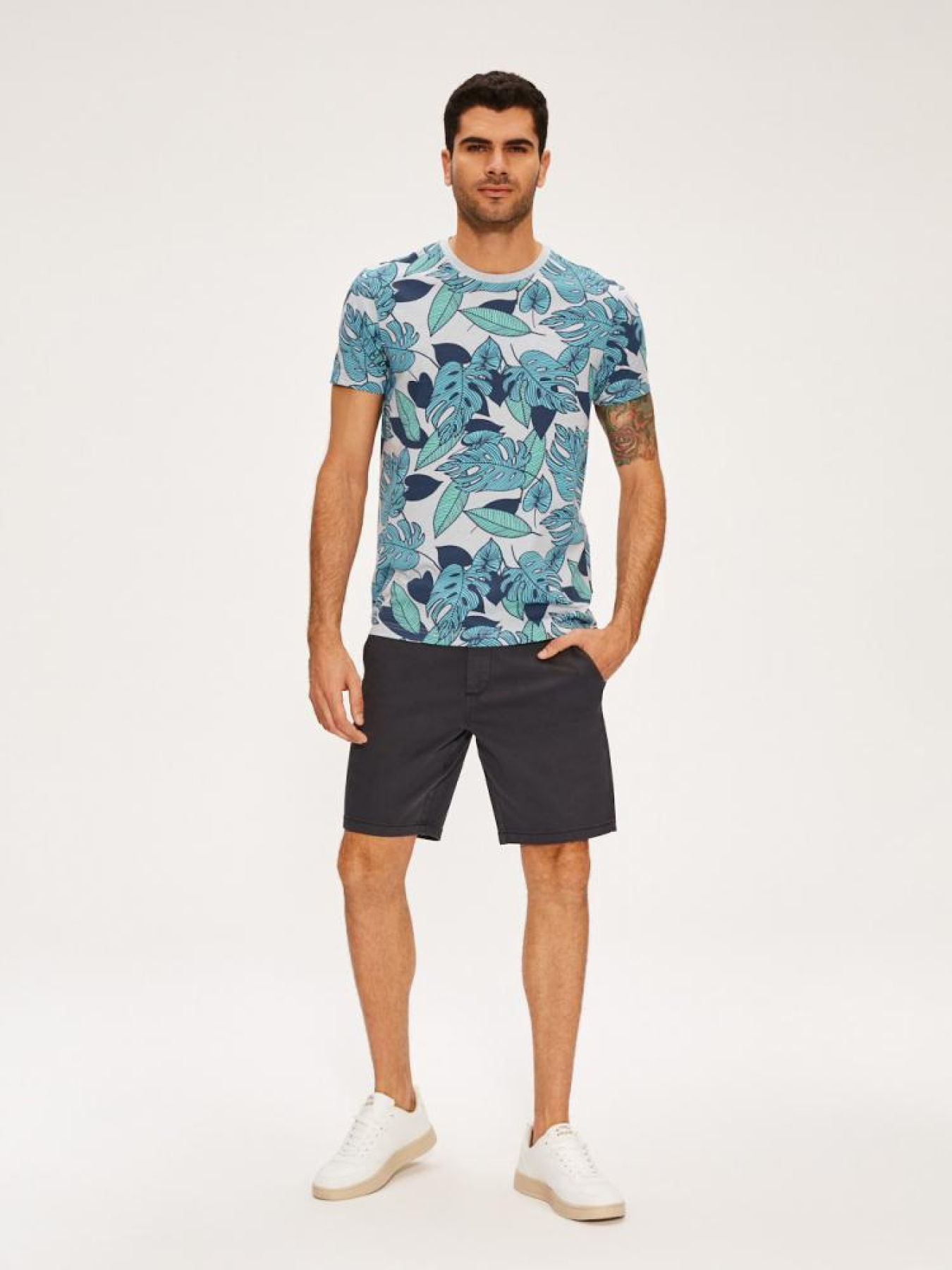 Футболка DIVERSE Brav La модель 10039625 Фото