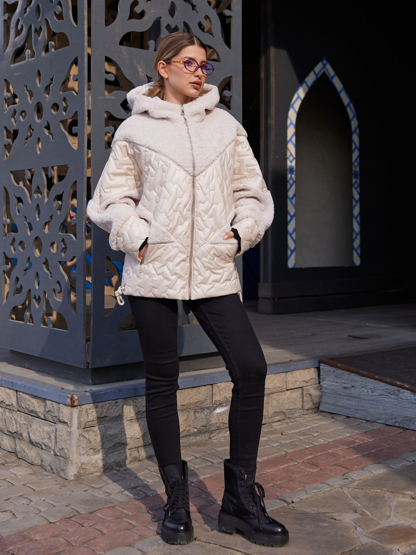 Куртки та дублянки MilaNova модель Куртка К-357 молоко Фото