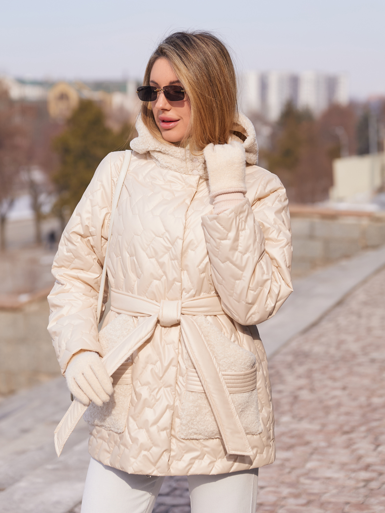 Куртки MilaNova модель Куртка К-363 молоко Фото