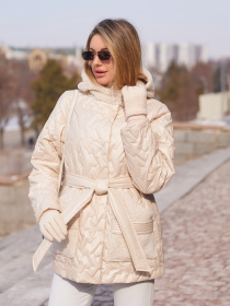Куртки та дублянки MilaNova модель Куртка К-363 молоко Фото