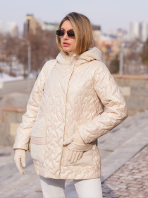 Куртки та дублянки MilaNova модель Куртка К-363 молоко Фото