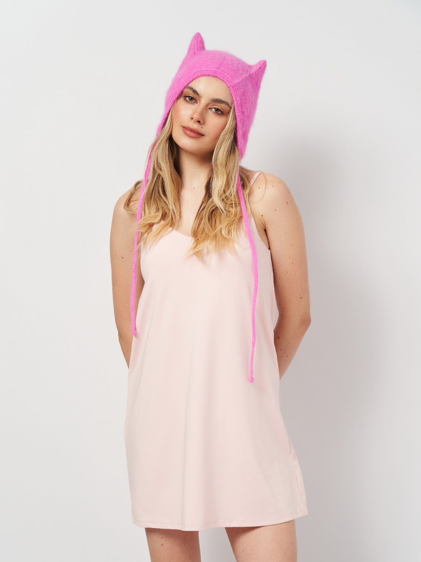 Платье мини H&M модель 2007001arl_Светло-розовый Платье мини H&M модель 2007001arl_Светло-розовый Фото