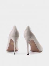 Туфли-лодочки LeBERDES модель 00000013756 Фото