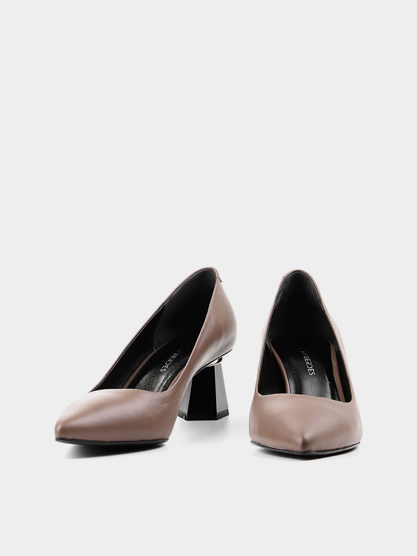 Туфли LeBERDES модель 00000013797 Фото