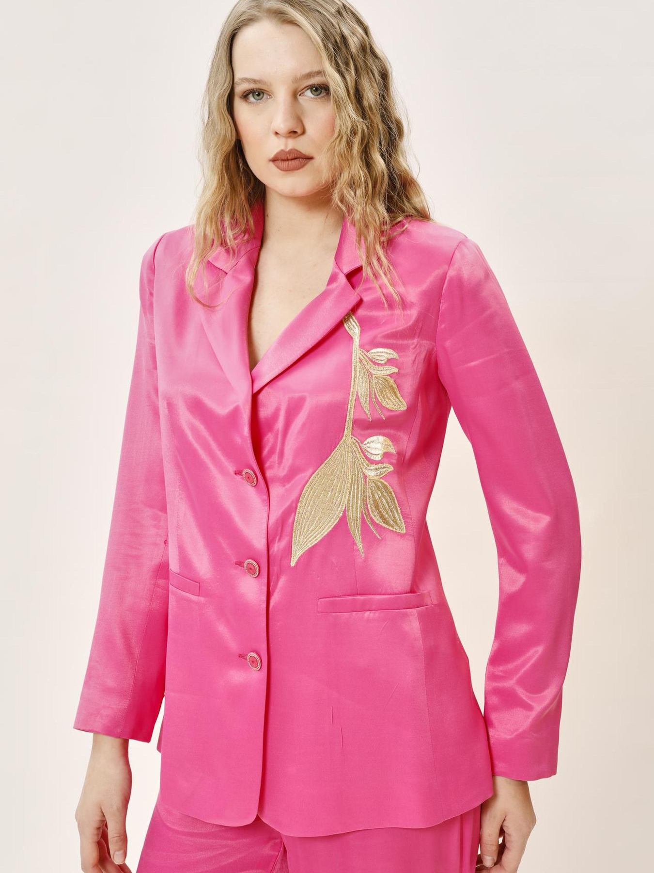 Жакет Sassofono модель A242-SF-302241_розовый Фото