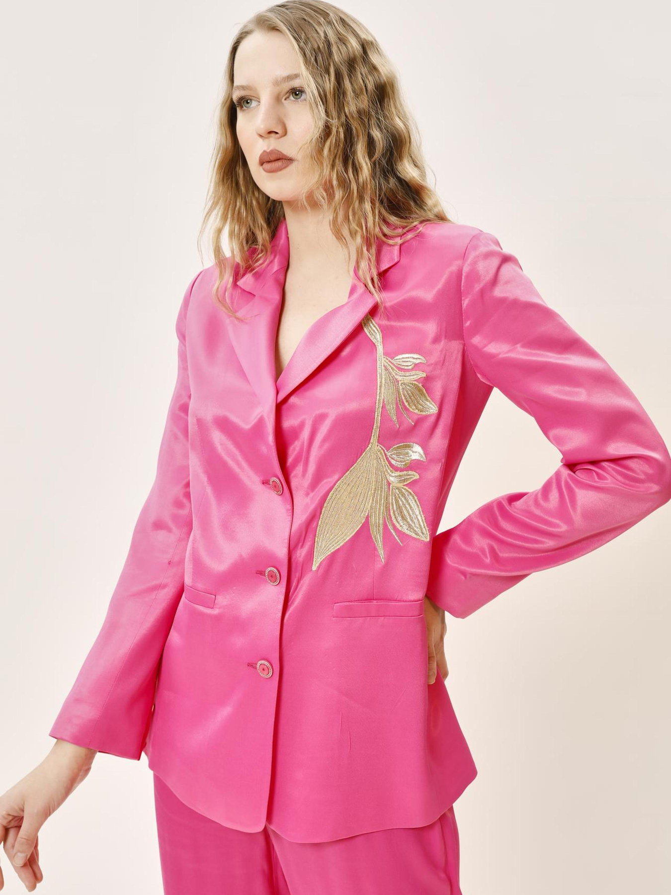 Жакет Sassofono модель A242-SF-302241_розовый Фото