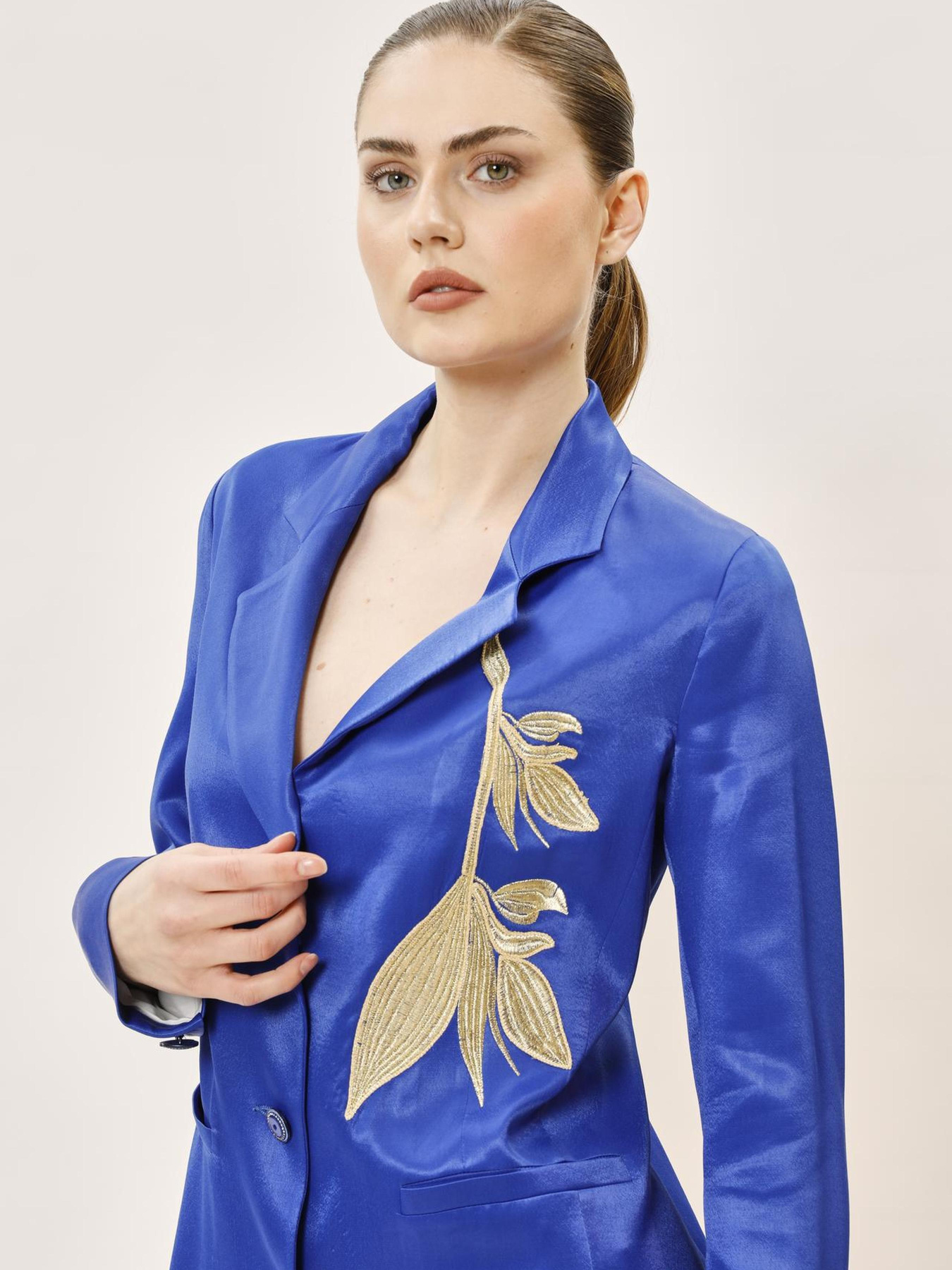 Жакет Sassofono модель A242-SF-302241_электрик синий Фото