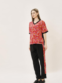 Футболка Sassofono модель A242-SF-317111_черный_красный Фото