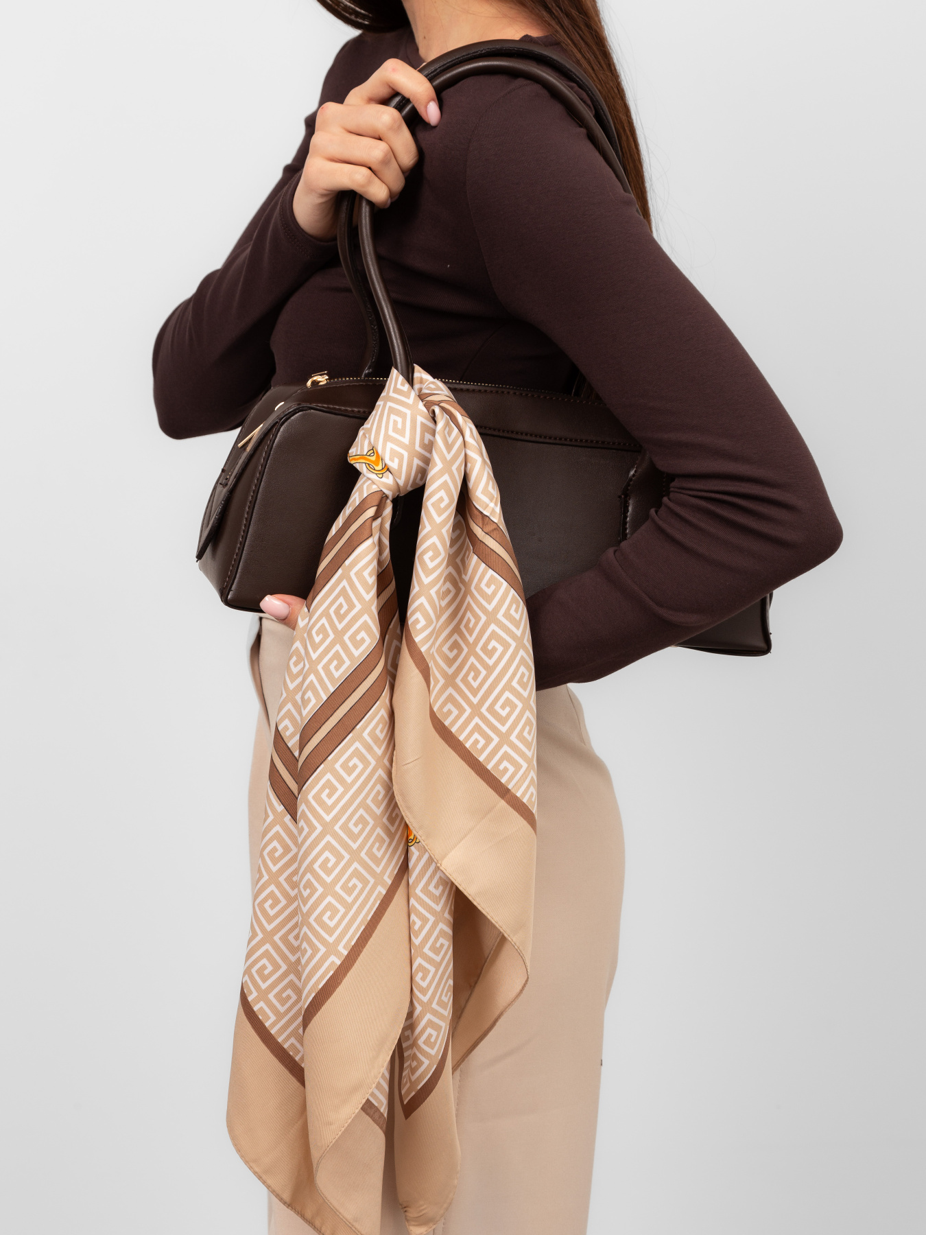 Хустка Famo модель APL-2899_01 Фото