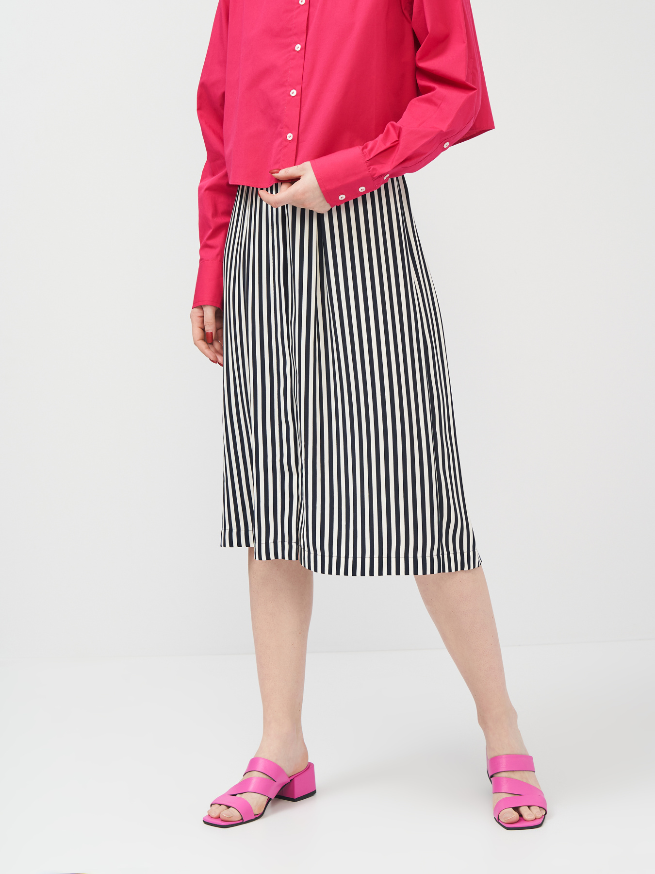 Юбка миди H&M модель 4477690log_бело-синий Фото