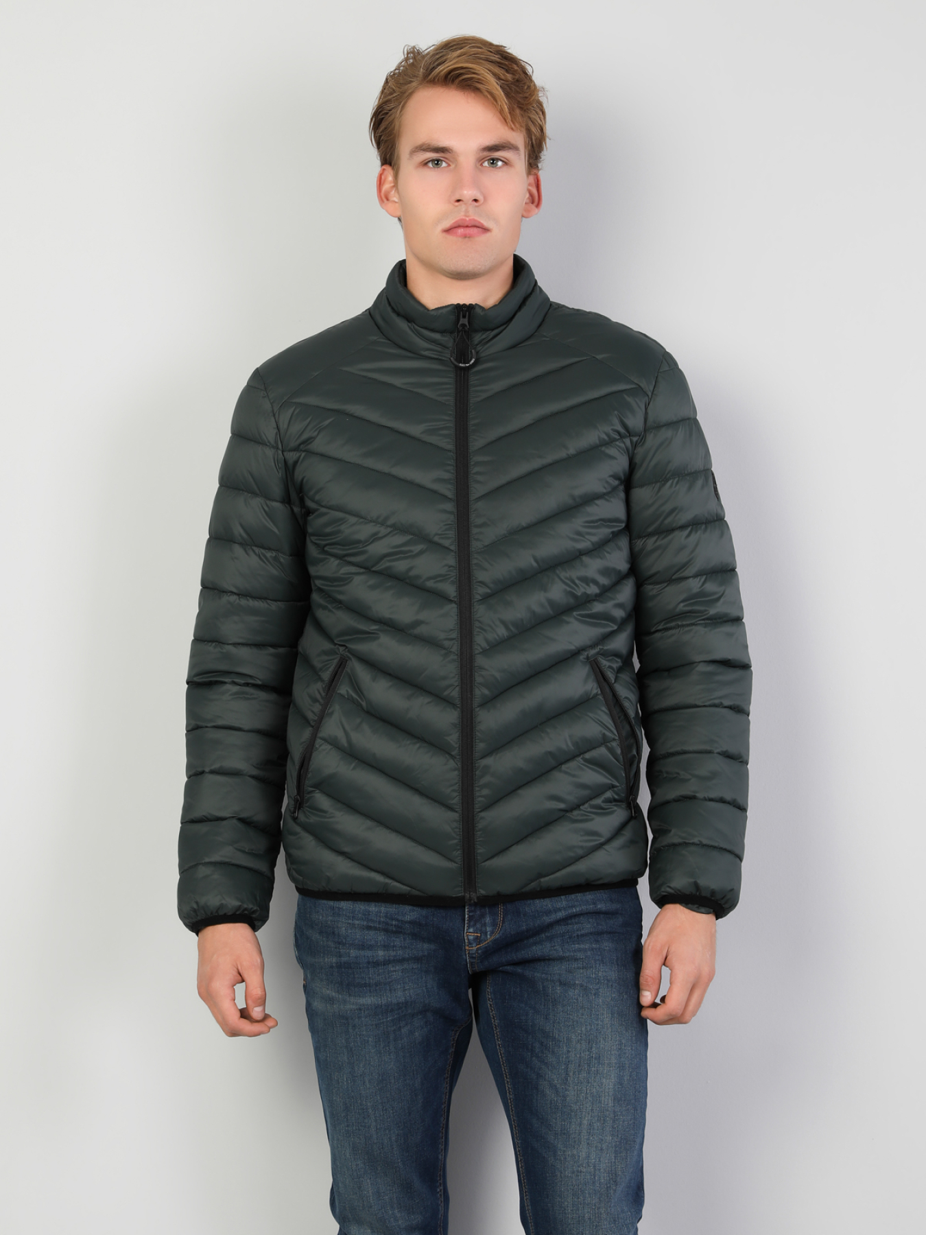 Куртки Colin’s модель CL1047839_Q1.V1_GRE Фото