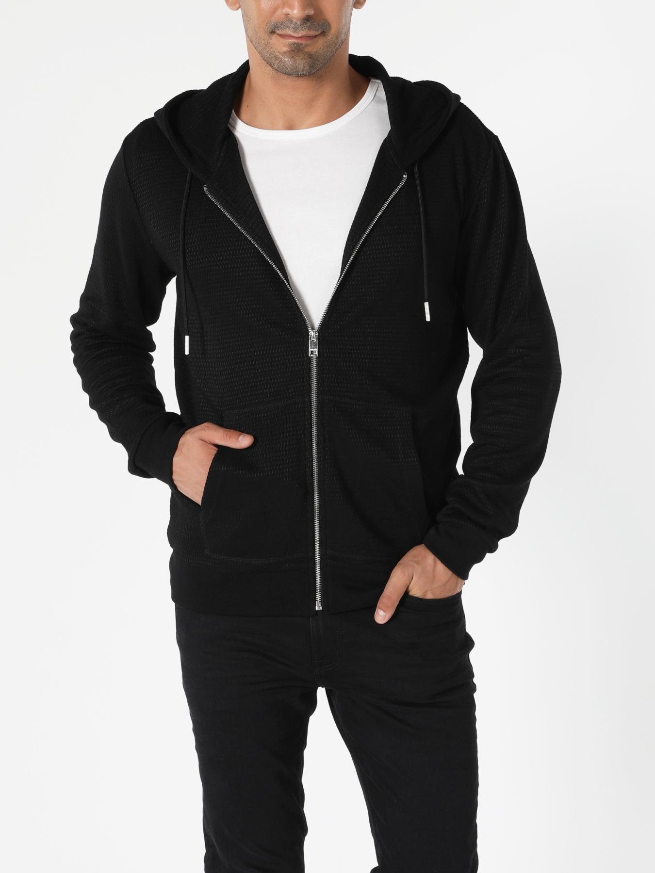 Куртки и дубленки Colin’s модель CL1055410_Q1.V1_BLK Фото