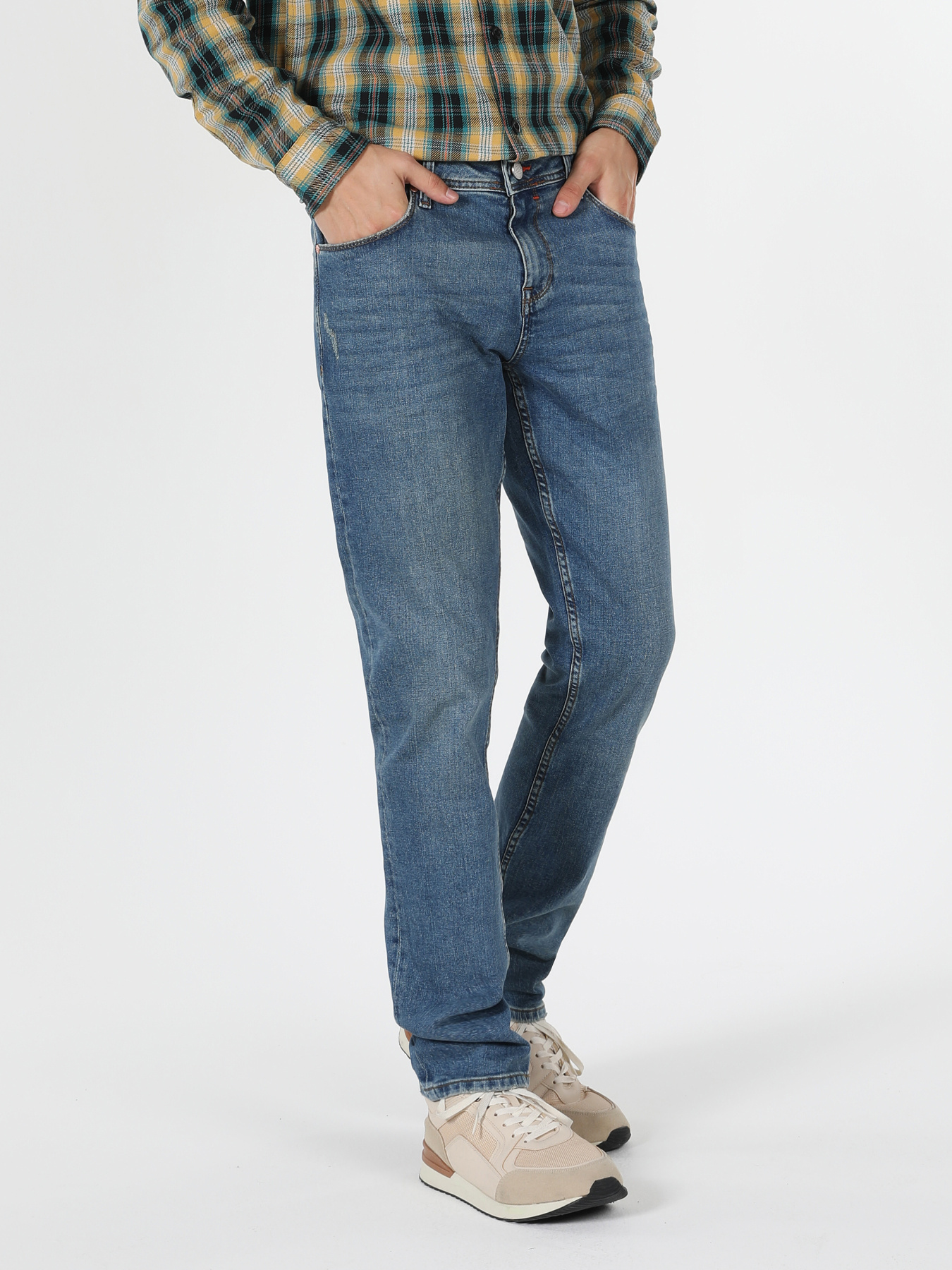 Джинсы Colin’s модель CL1060101_Q1.V1_DN42024 Джинсы Colin’s модель CL1060101_Q1.V1_DN42024 Фото