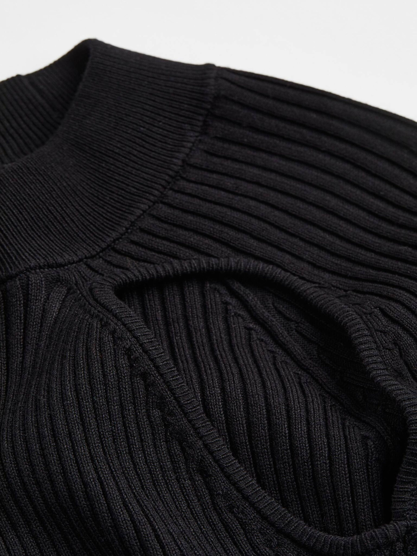 Платье миди H&M модель 75651 Фото