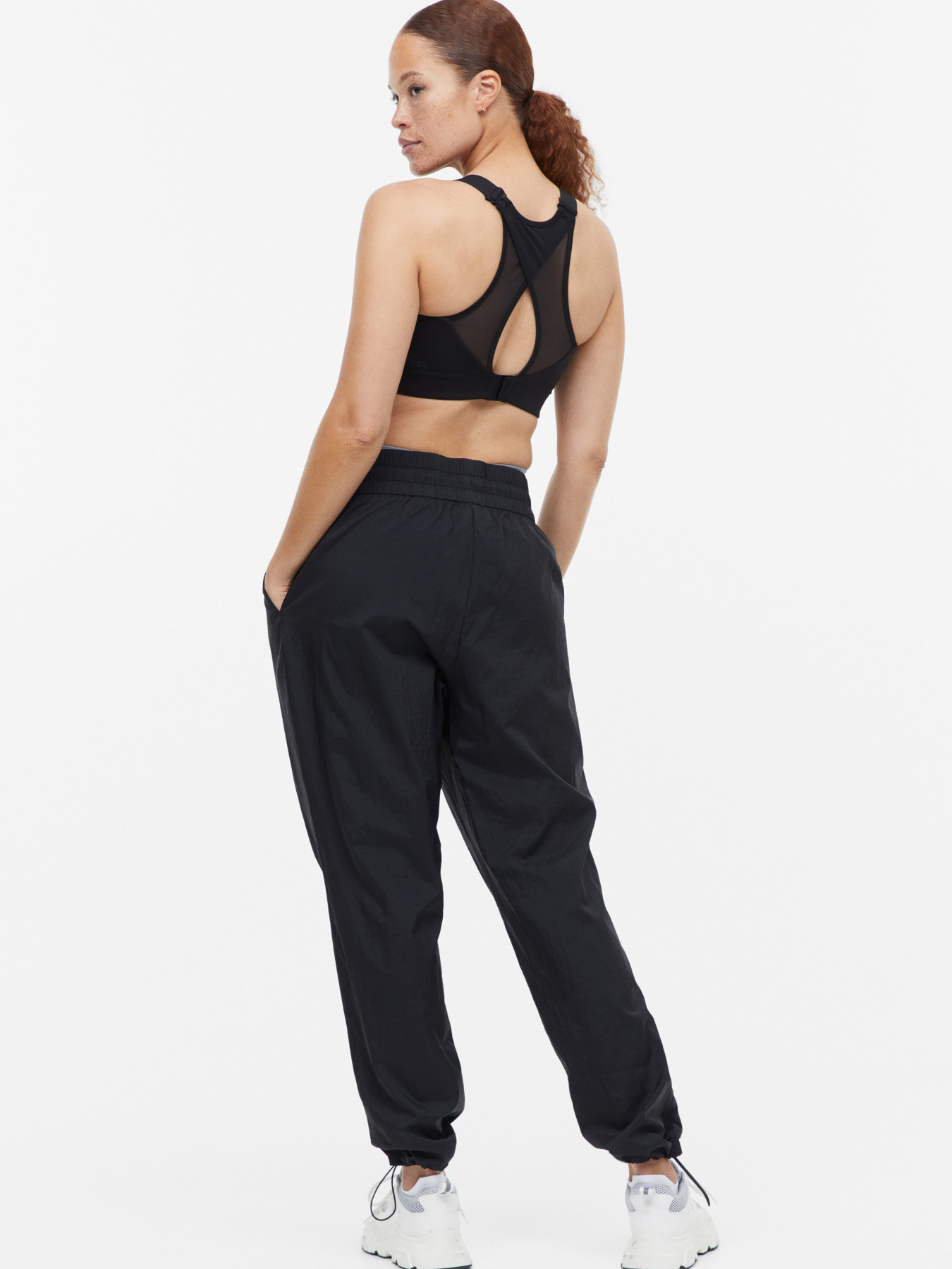 Штаны спортивные H&M модель 75674 Штаны спортивные H&M модель 75674 Фото