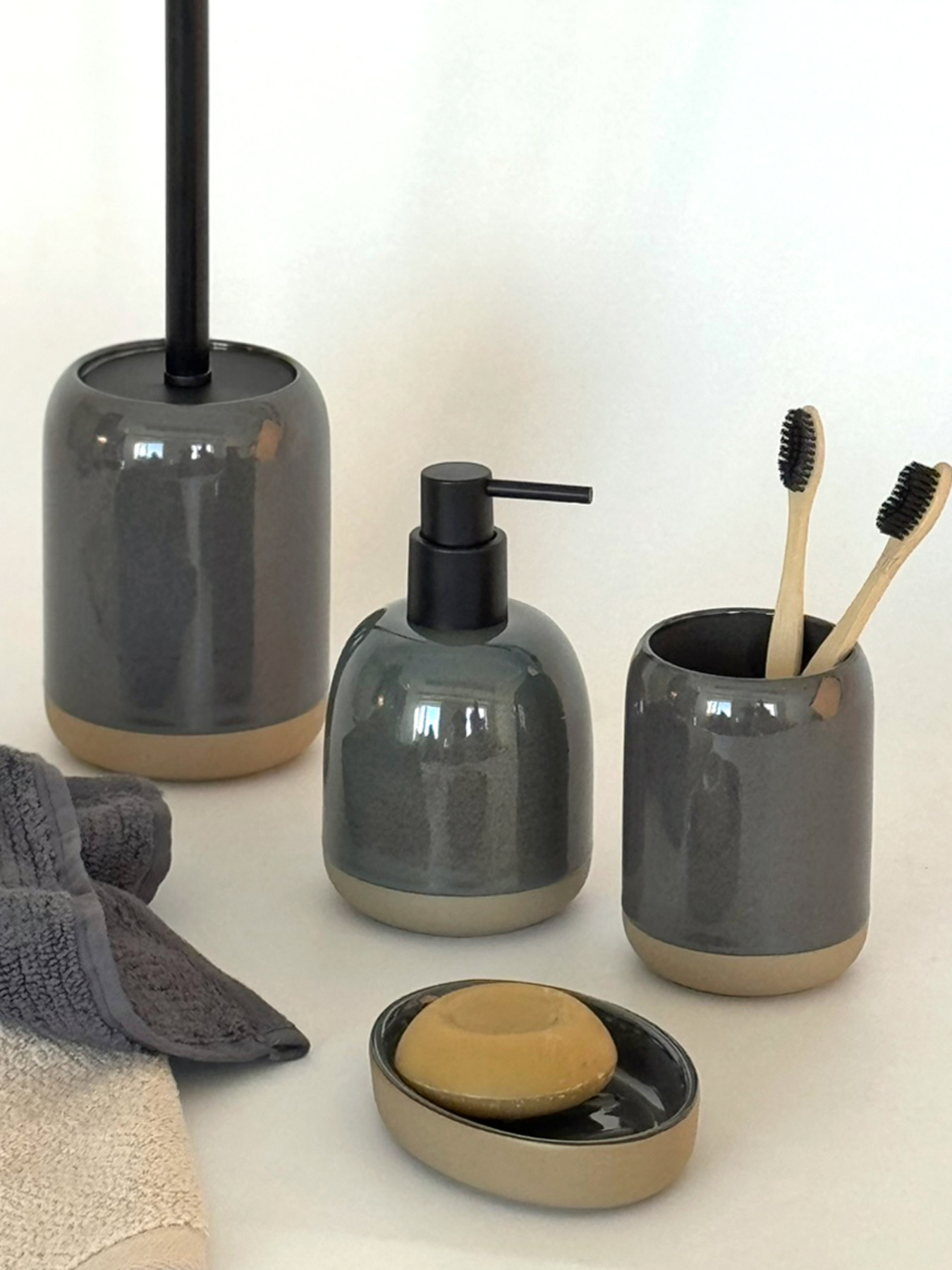 Ершик для унитаза "Delhi" серый MBM MY HOME модель BA-51 GRAY Фото