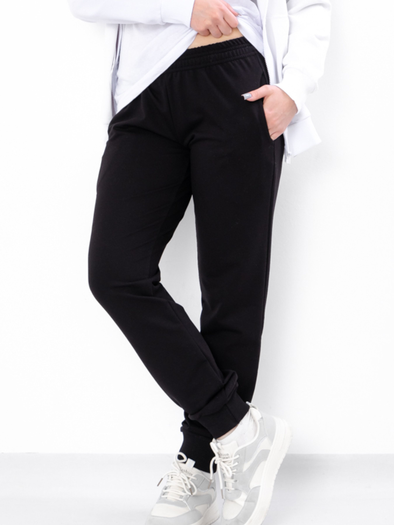 Джогери Носи своє модель 6231-057-2-chornij Джогери Носи своє модель 6231-057-2-chornij Фото