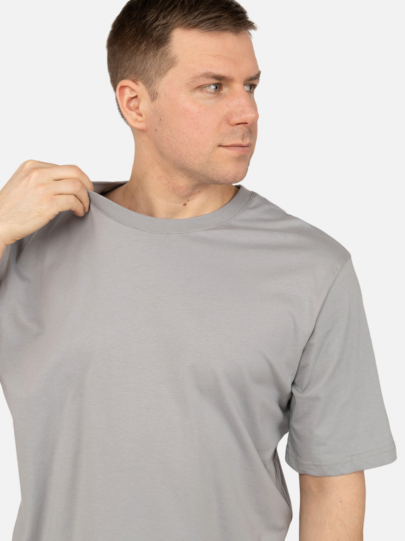 Футболка YUKI модель ЦБ-00267762 Футболка YUKI модель ЦБ-00267762 Фото