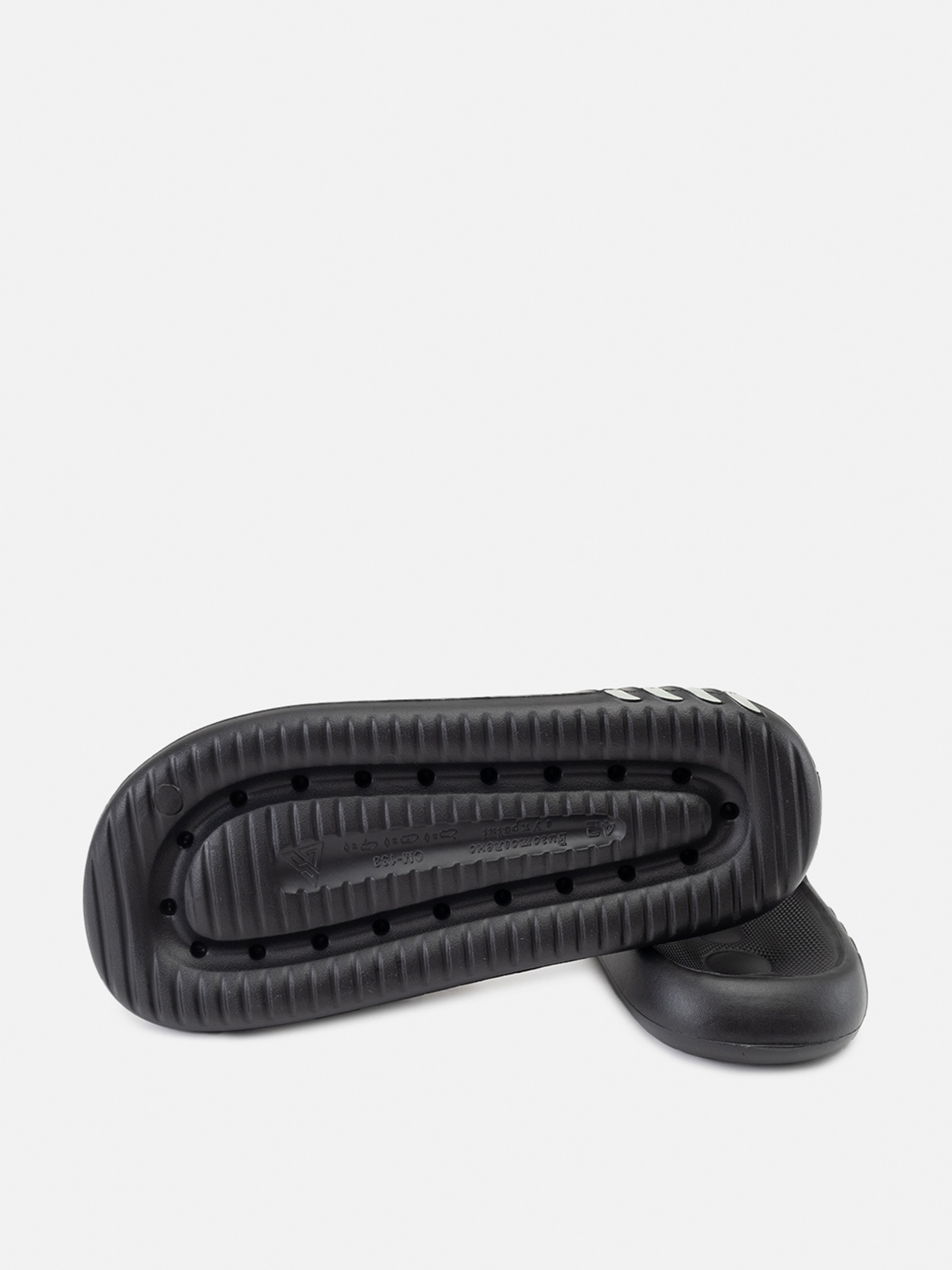 Шльопанці YUKI модель ЦБ-00257589 Фото