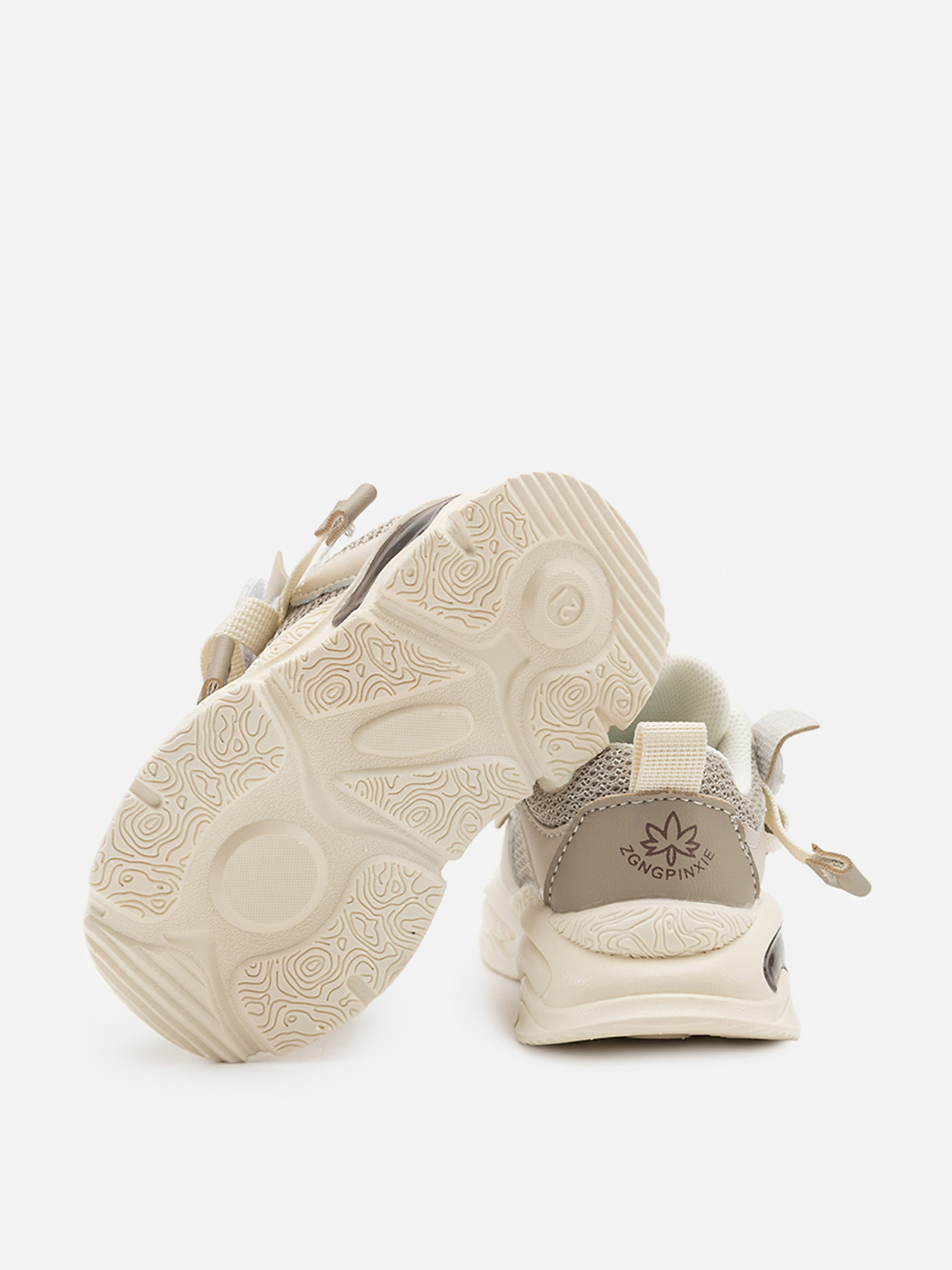 Кросівки повсякденні YUKI модель ЦБ-00267566 Кросівки повсякденні YUKI модель ЦБ-00267566 Фото