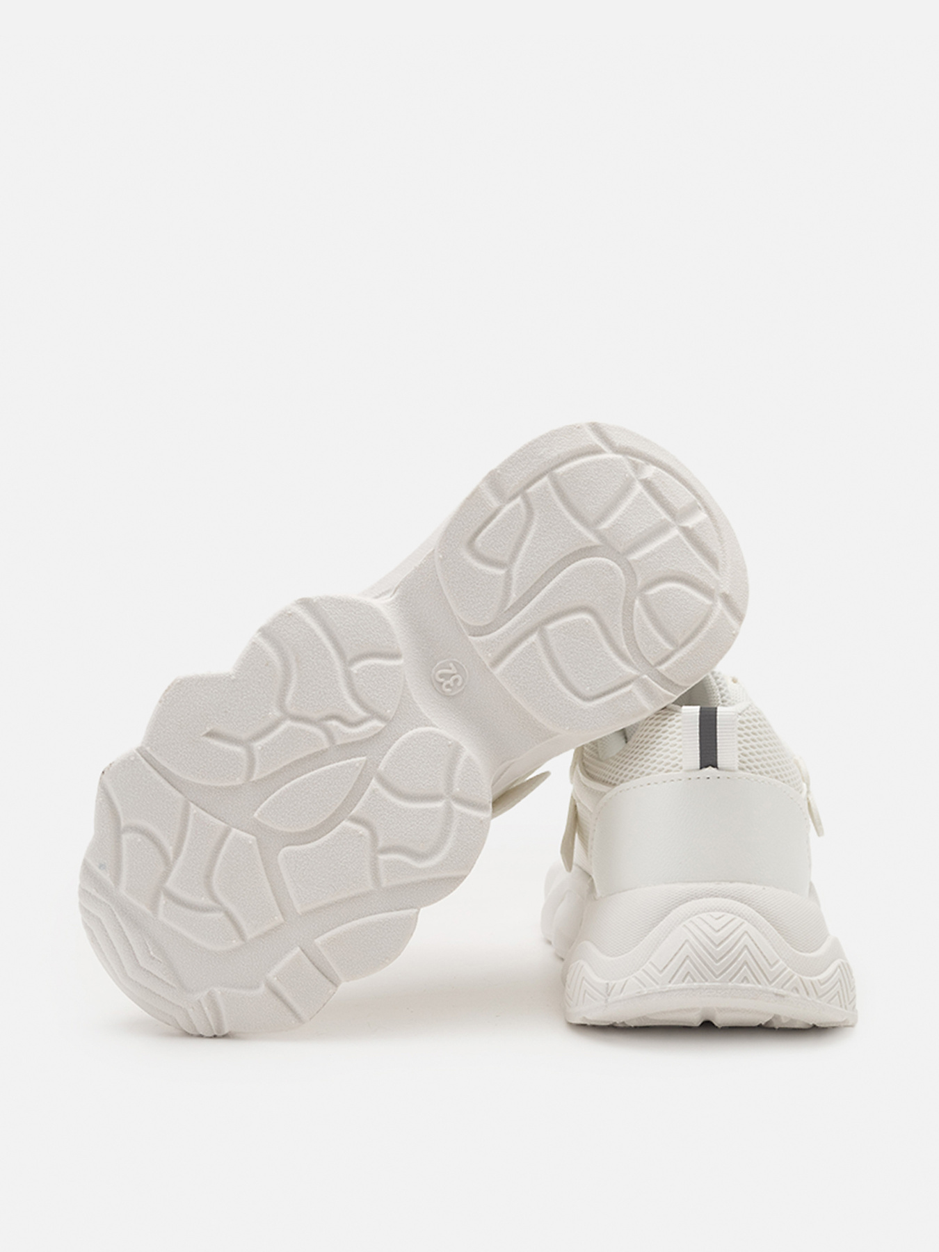 Кроссовки YUKI модель ЦБ-00267568 Фото