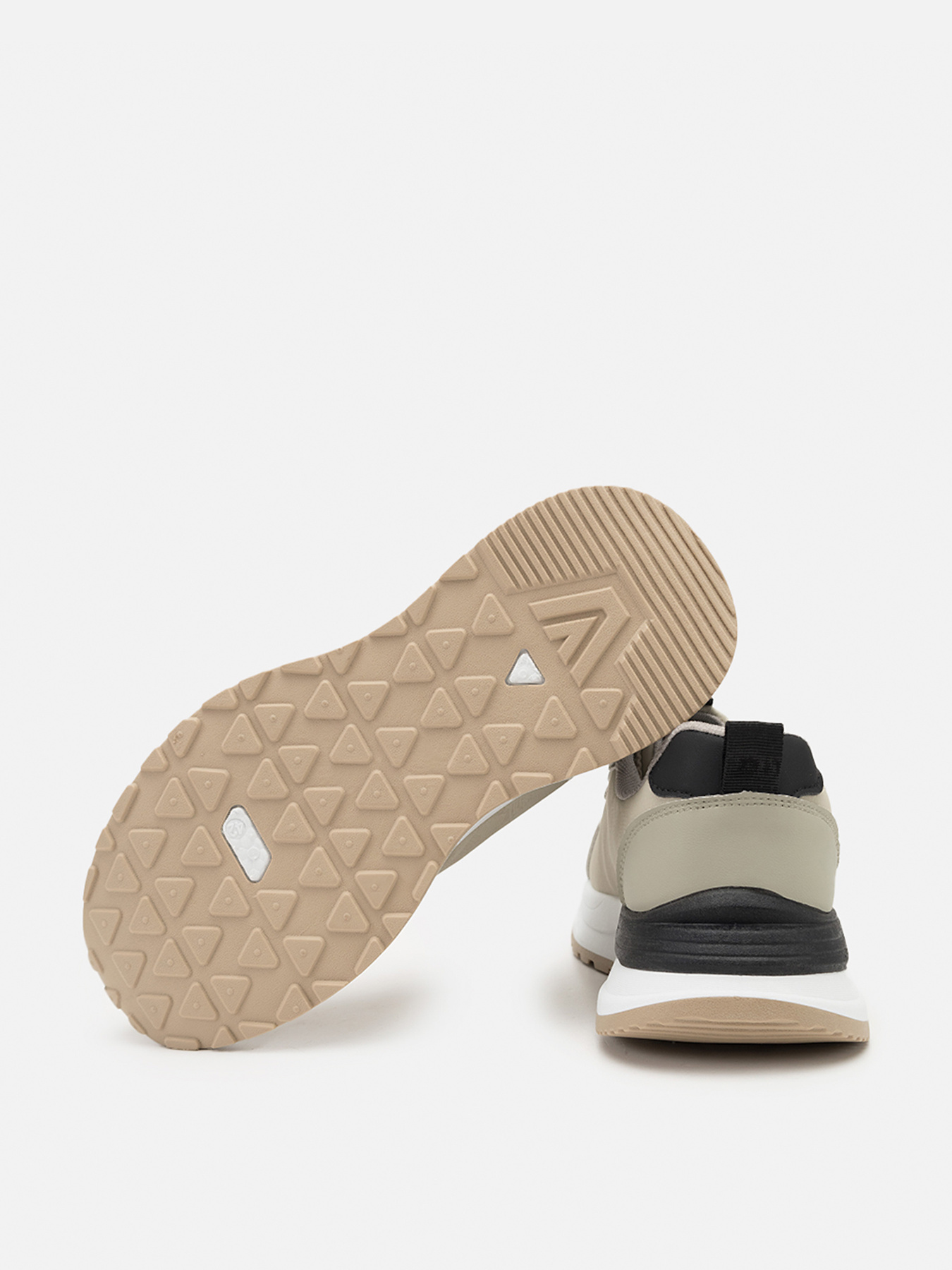 Кросівки YUKI модель ЦБ-00268294 Фото