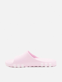 Шльопанці YUKI модель ЦБ-00269302 Шльопанці YUKI модель ЦБ-00269302 Фото