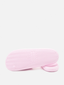 Шльопанці YUKI модель ЦБ-00269305 Шльопанці YUKI модель ЦБ-00269305 Фото