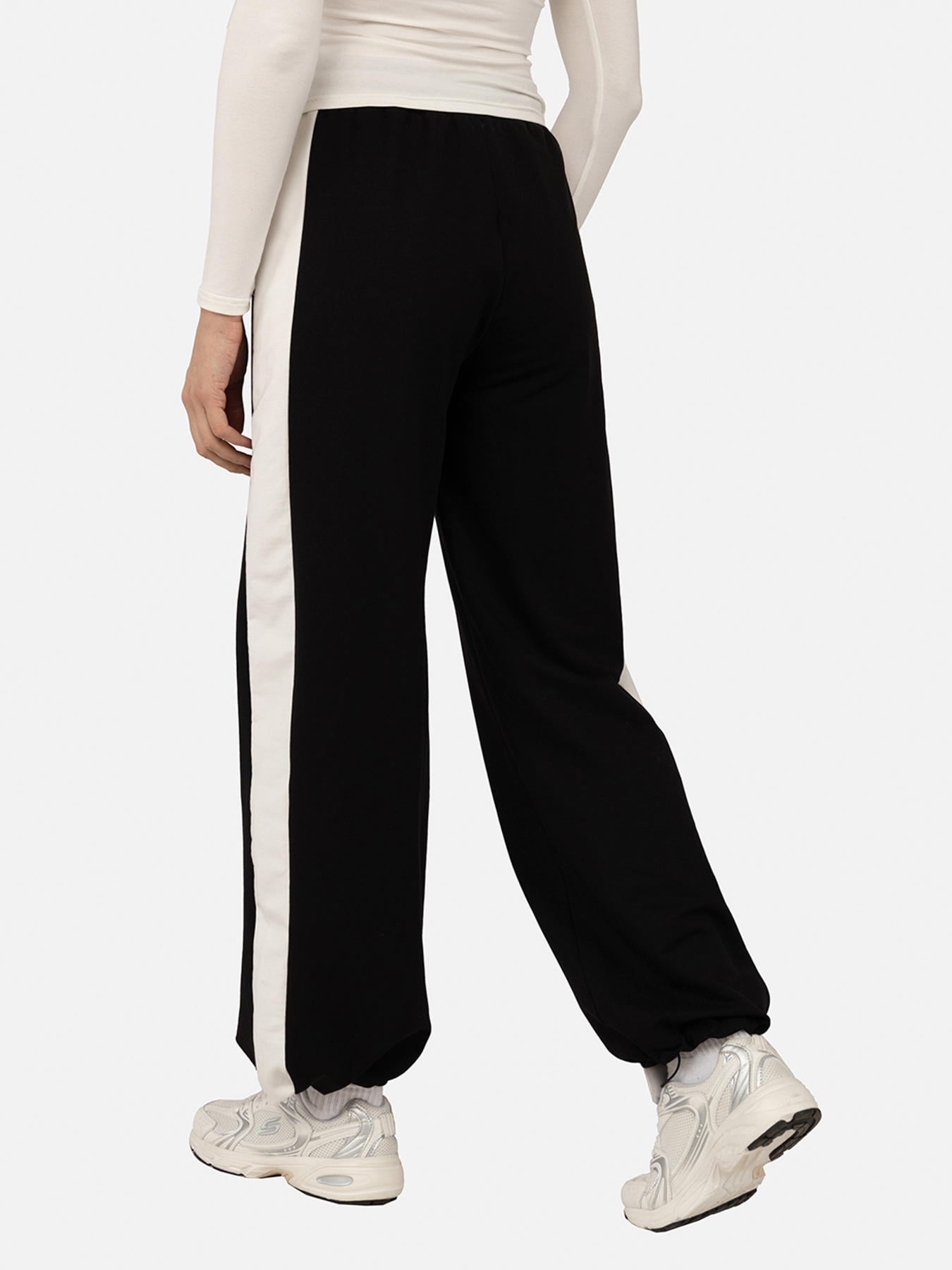 Спортивні штани YUKI модель ЦБ-00270231 Фото