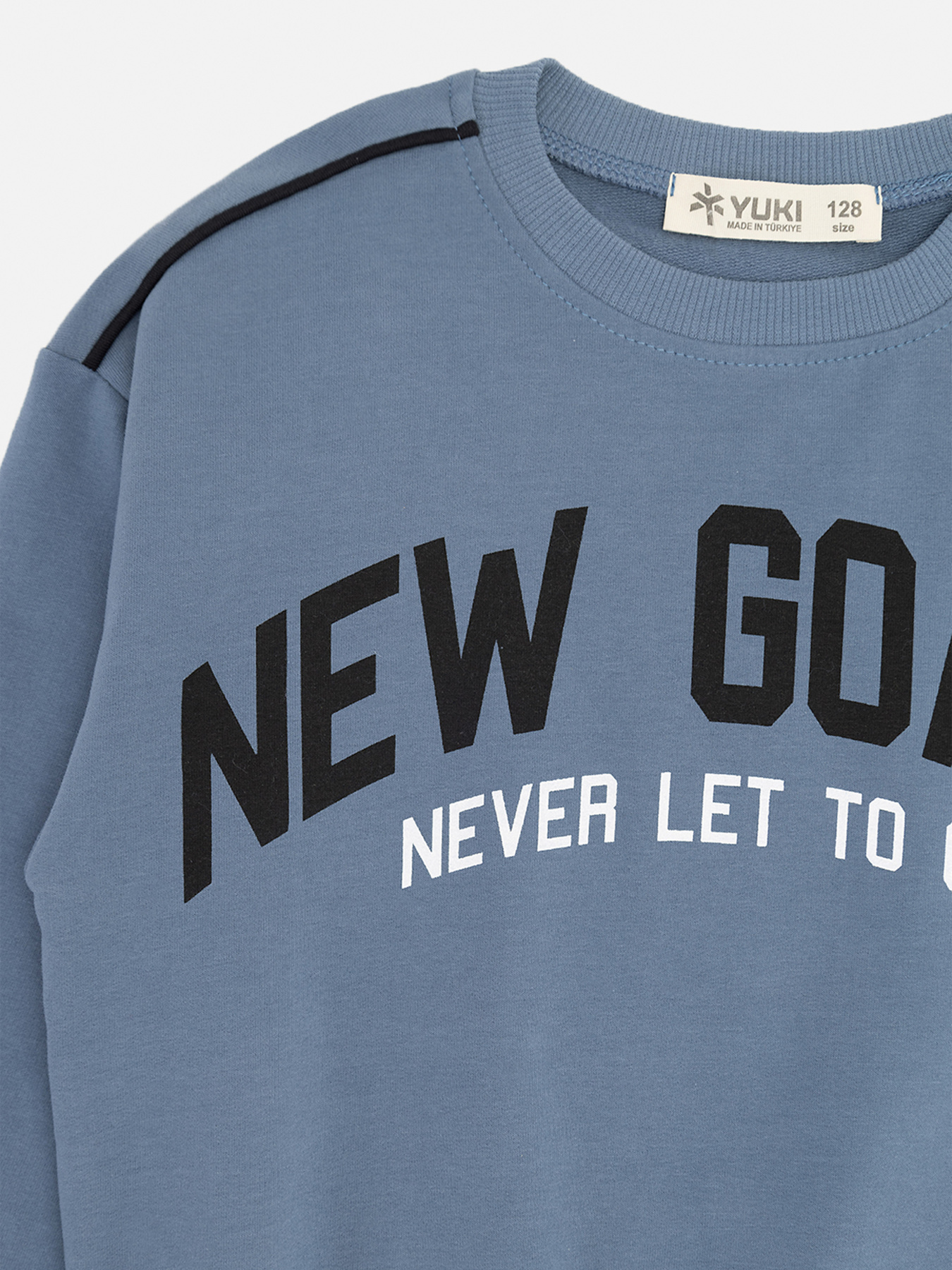 Свитшот YUKI модель ЦБ-00270883 Фото