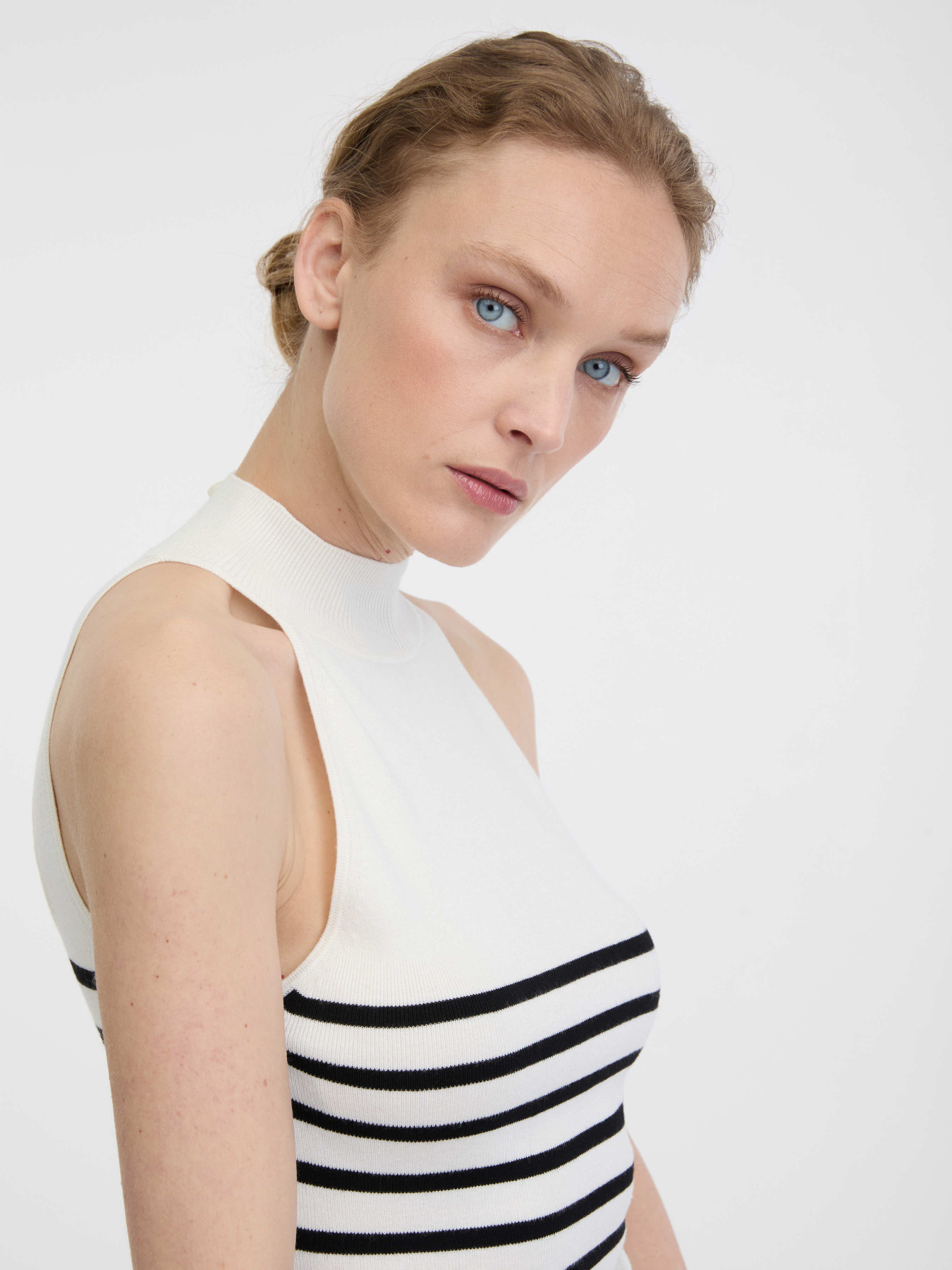 Майка Orsay модель 1000613-000000 Фото