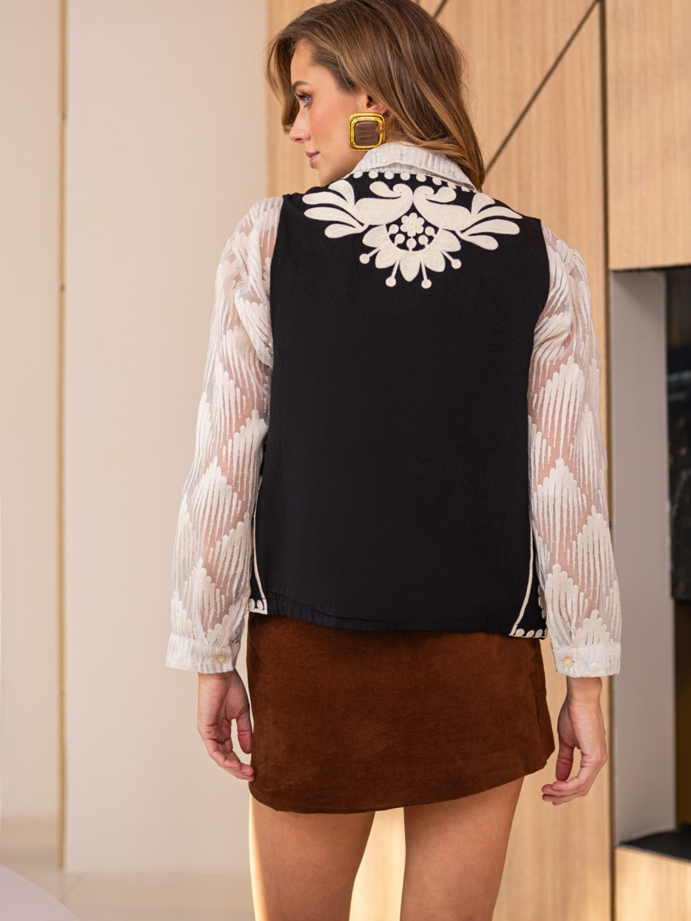 Класичний жилет Dressa модель 73021 Фото