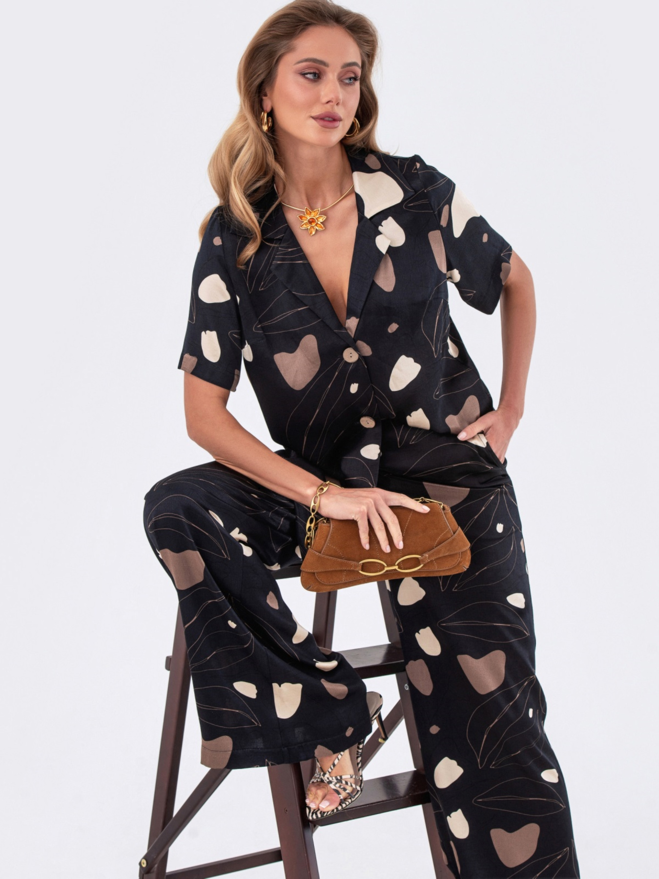 Костюмы Dressa модель 69134 Костюмы Dressa модель 69134 Фото