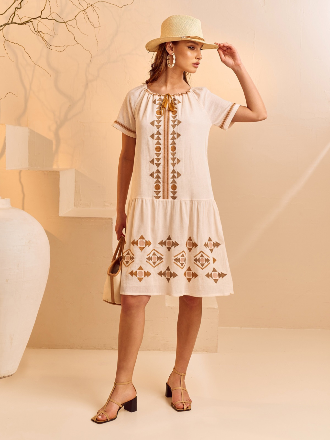 Сукня міні Dressa модель 58649 Фото