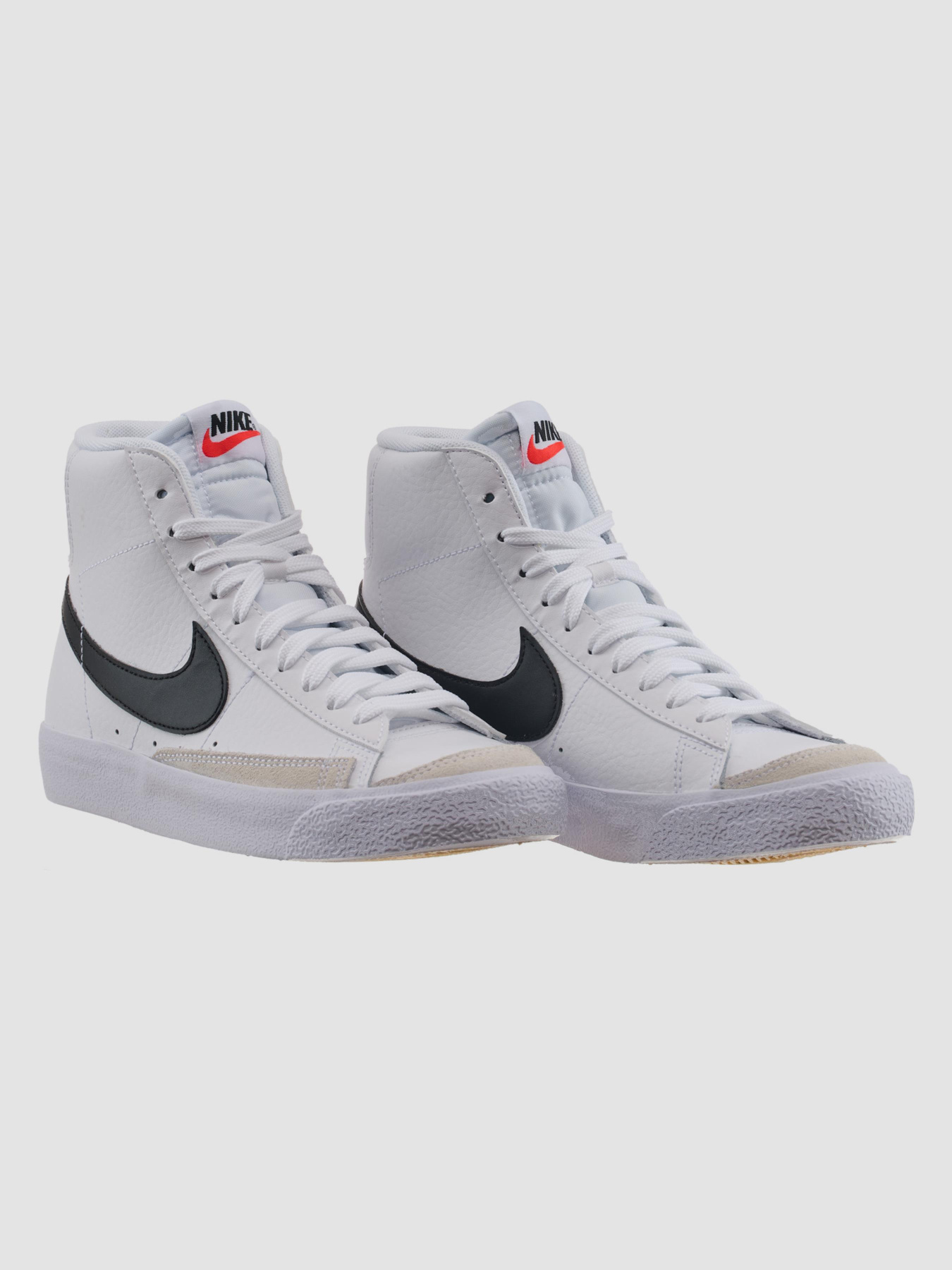 Кеды высокие NIKE Nike Blazer Mid 77 модель DA4086-100 Фото