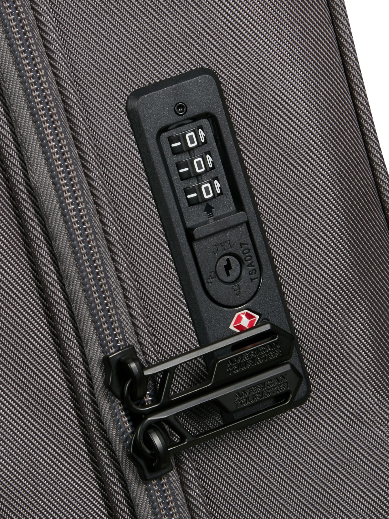 Чемодан American Tourister модель MD108009 Фото