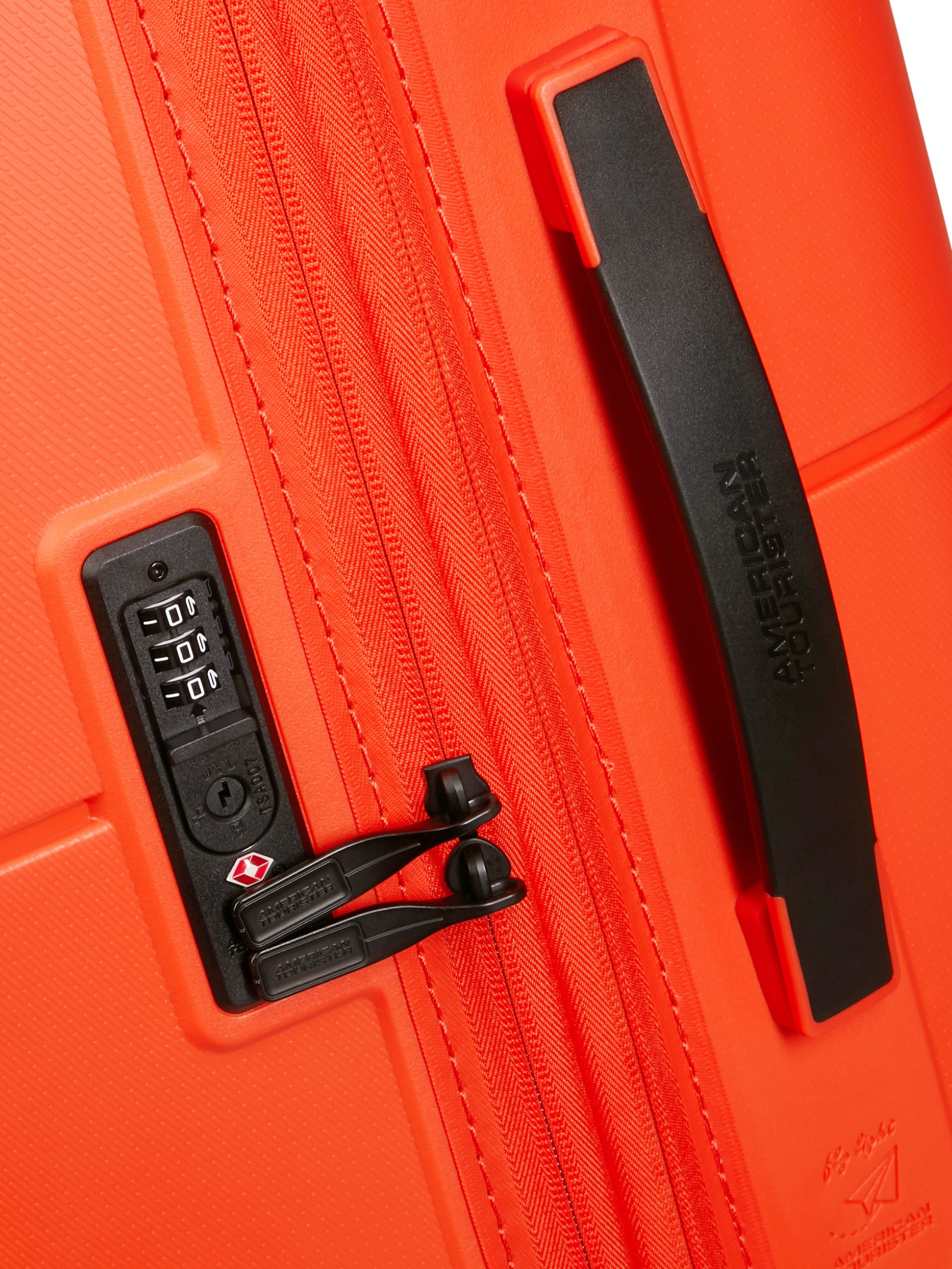 Чемодан American Tourister модель MG500002 Чемодан American Tourister модель MG500002 Фото