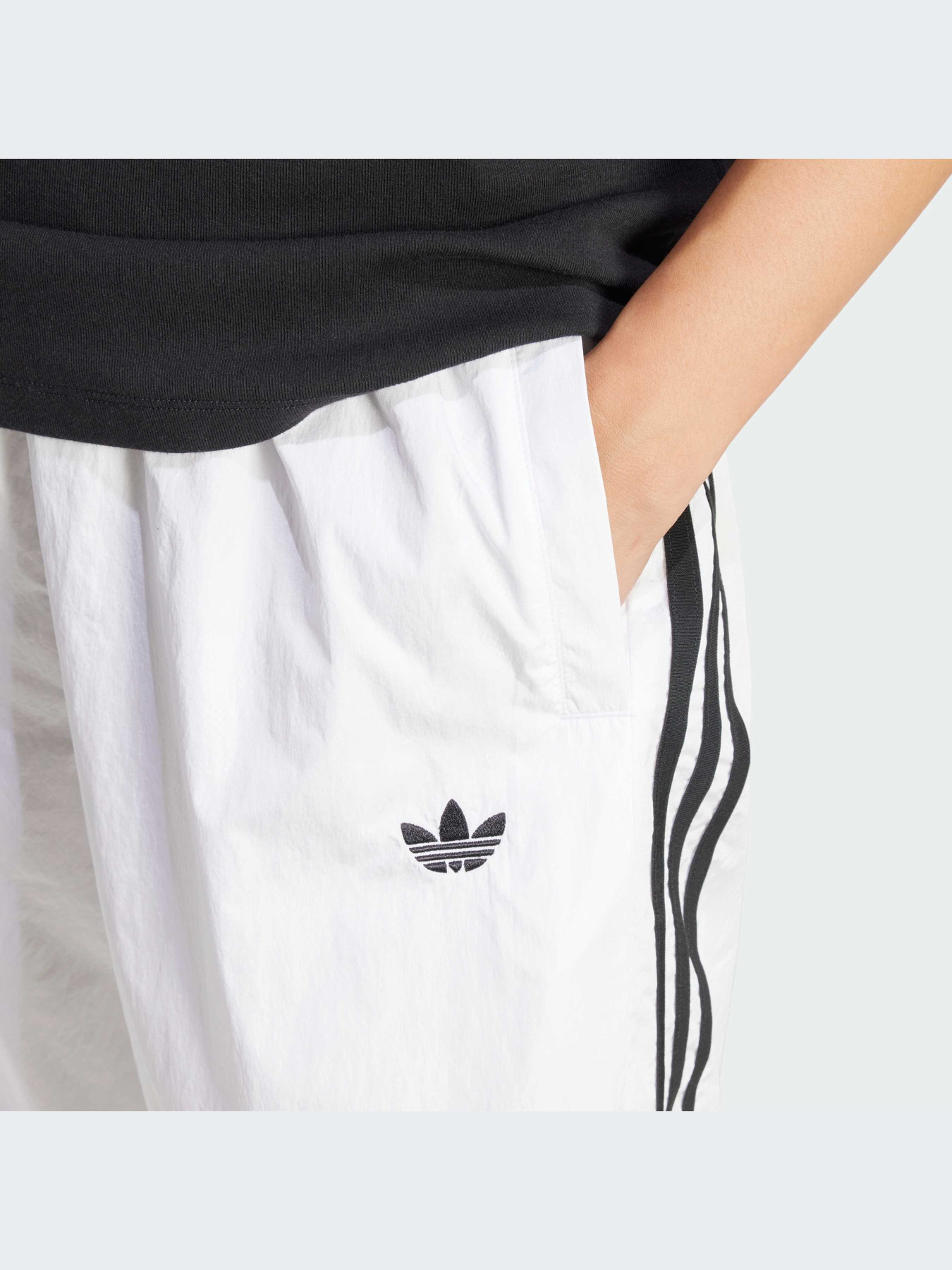 Брюки Adidas Adicolor модель JD0257-KZ Фото
