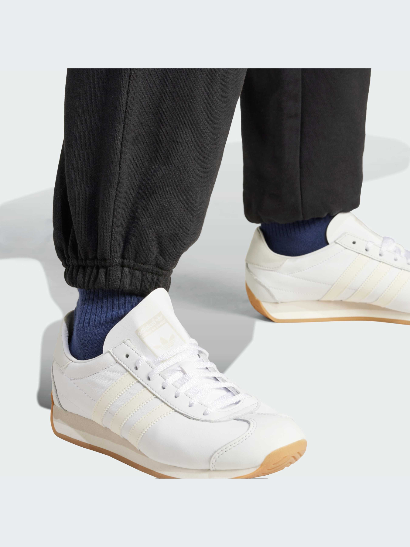 Брюки Adidas модель IW0952-KZ Фото