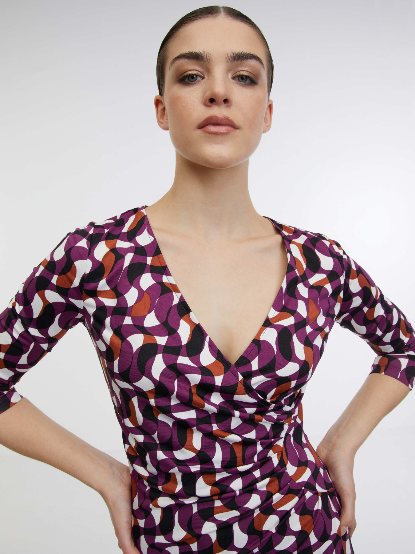 Сукня міні Orsay модель 1000368-X19-3325 Фото