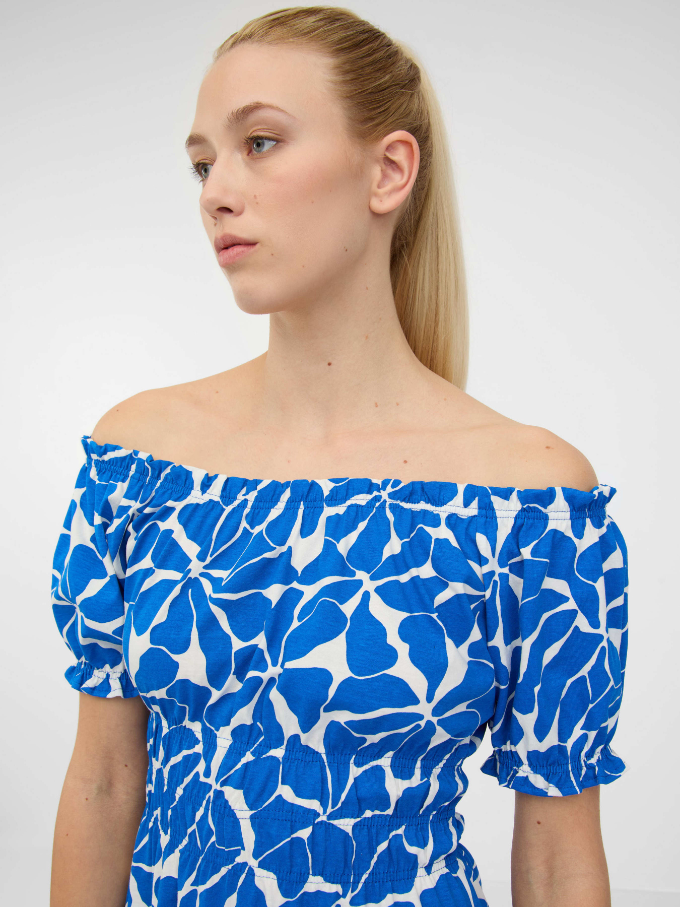 Платье мини Orsay модель 1000525-X15-4030 Фото