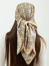 Хустка Famo модель APL-277_01 Фото