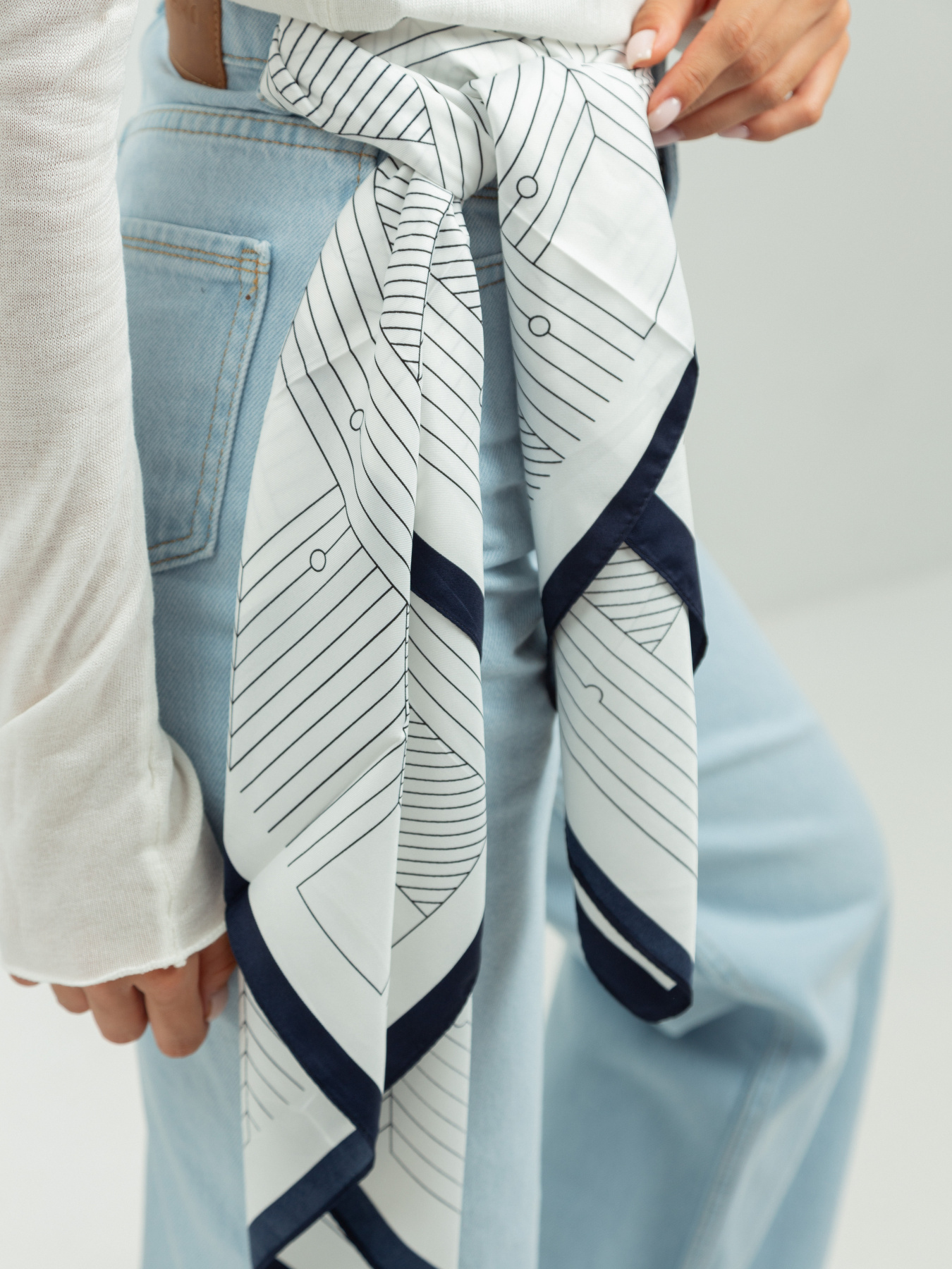 Хустка Famo модель APL-75_01 Фото