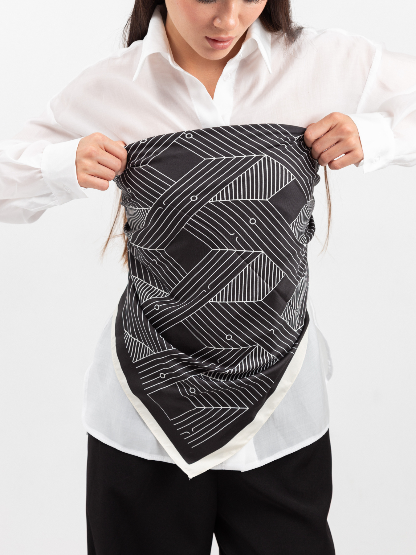 Платок Famo модель APL-75_02 Фото