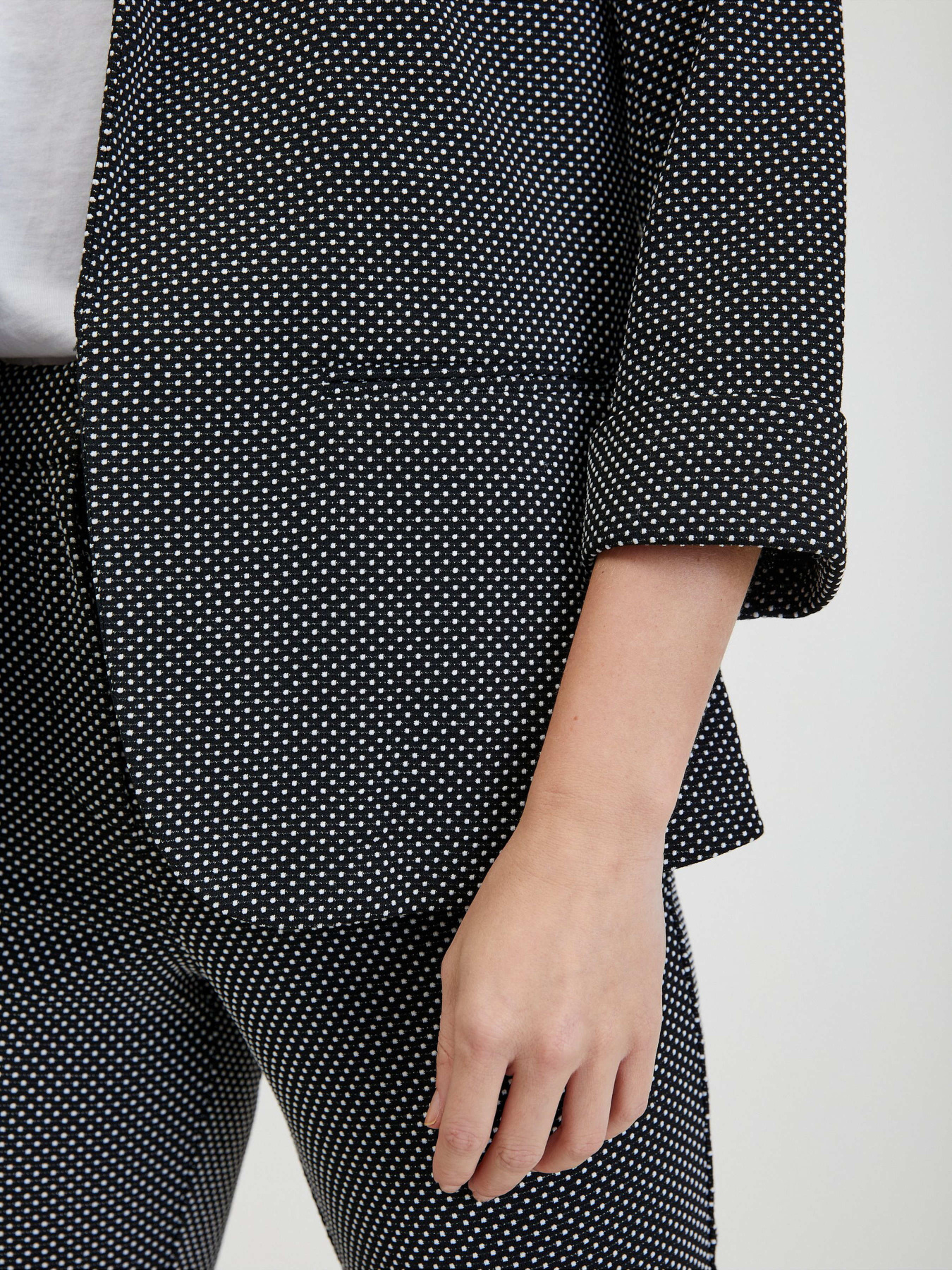 Жакет Orsay модель 0490456-660000 Фото