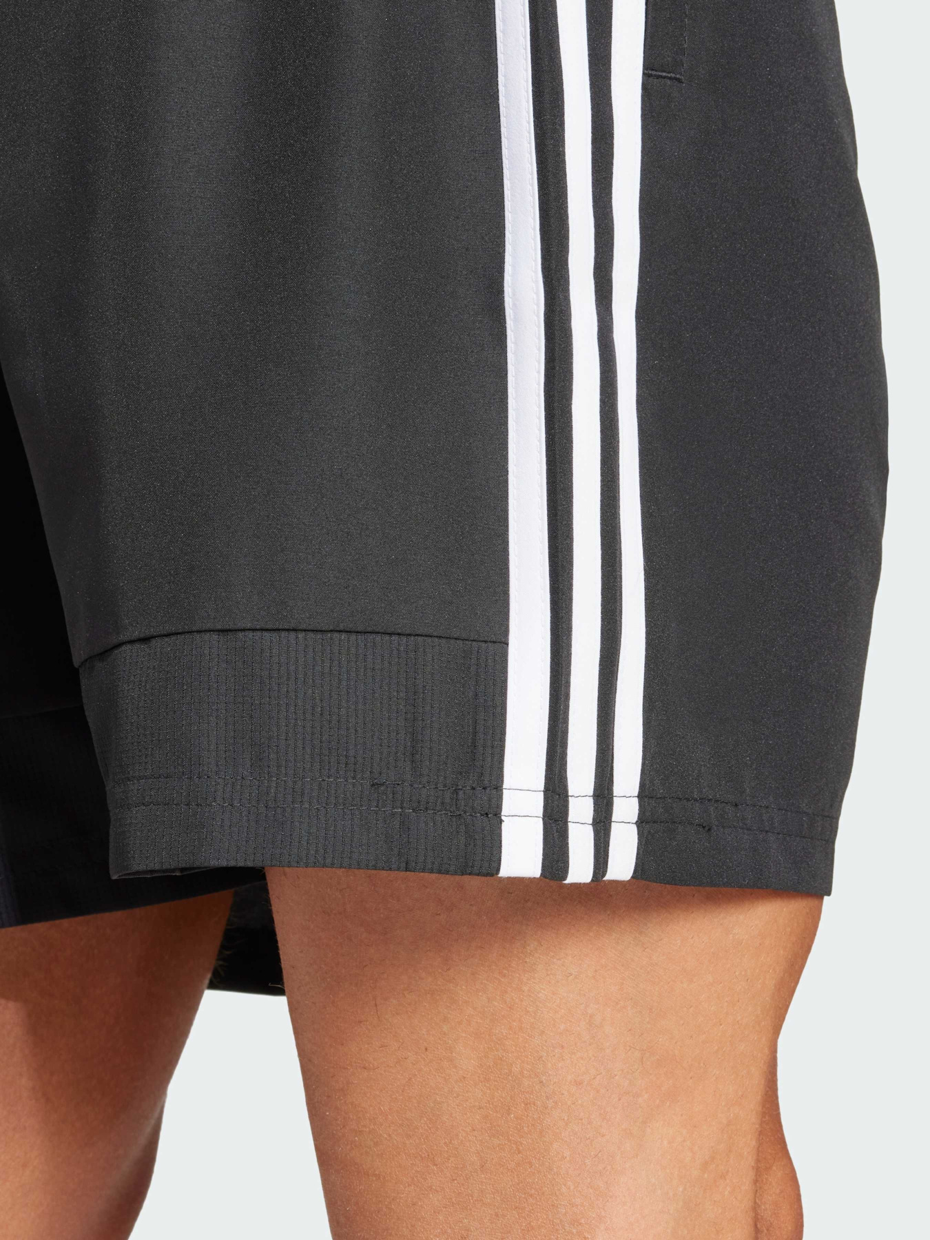 Шорты спортивные Adidas Tiro модель JC5450 Фото