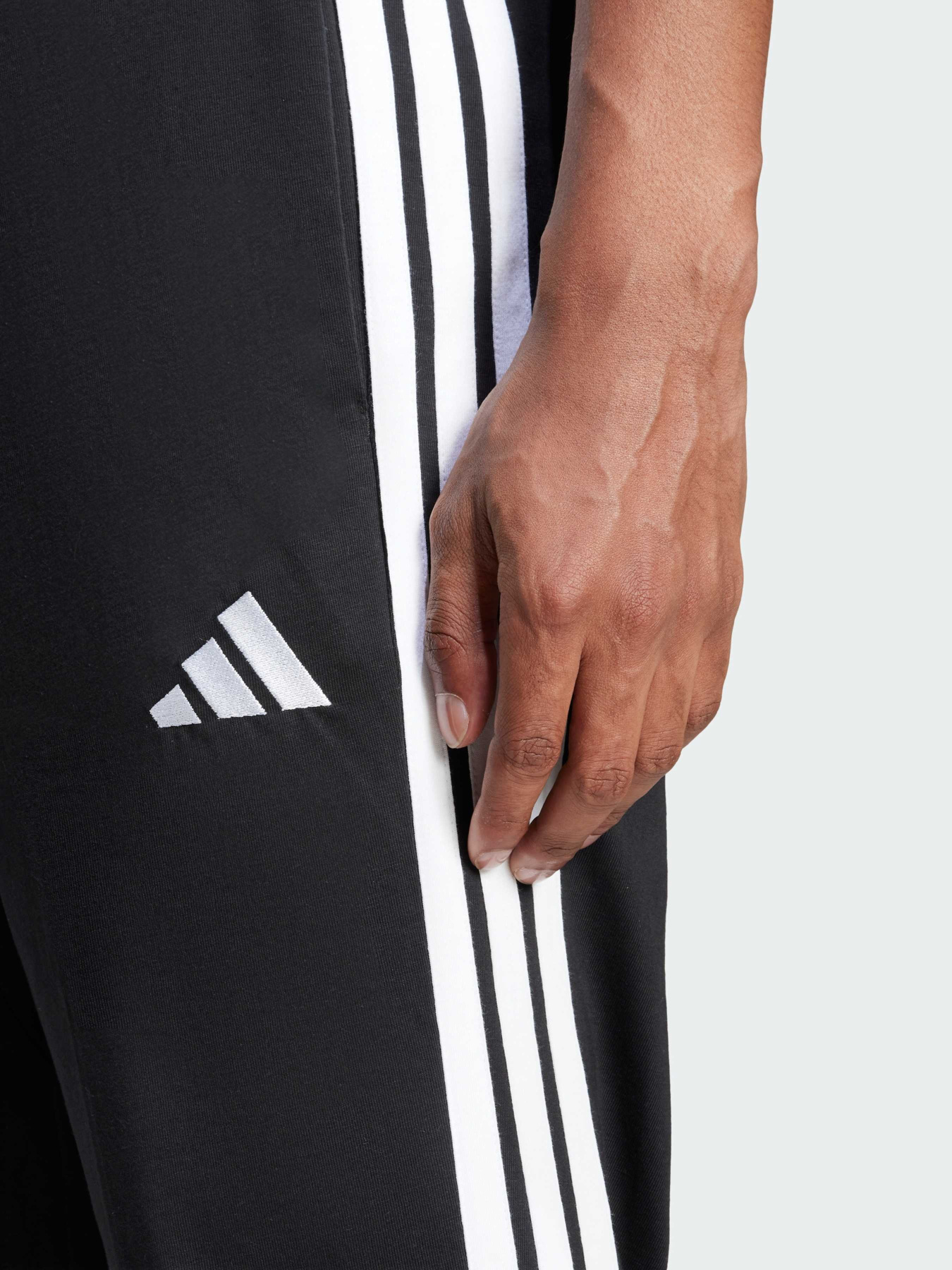 Штани повсякденні Adidas модель JE6430 Фото