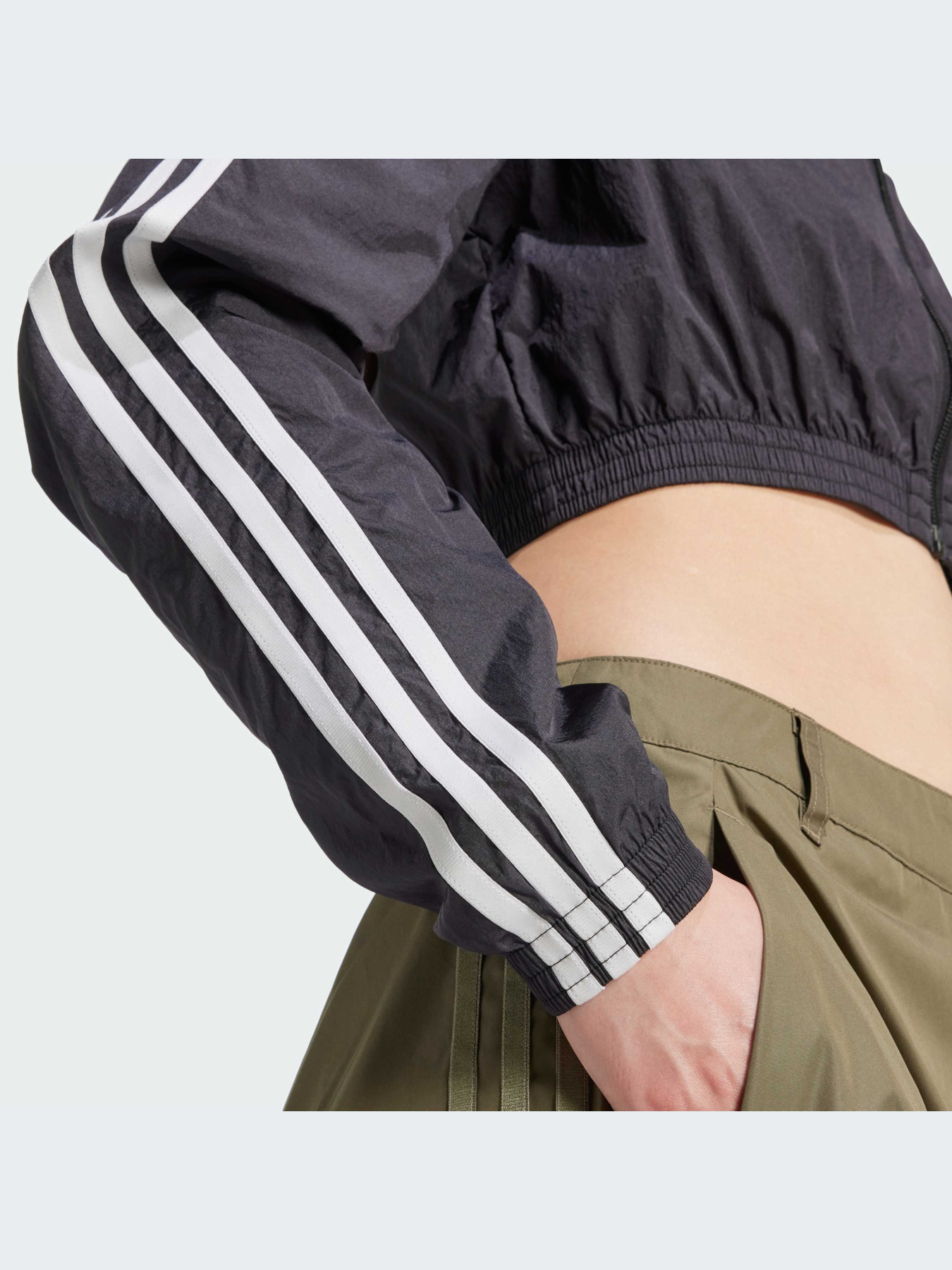 Худи и свитшоты Adidas Adicolor модель JD0264-KZ Фото