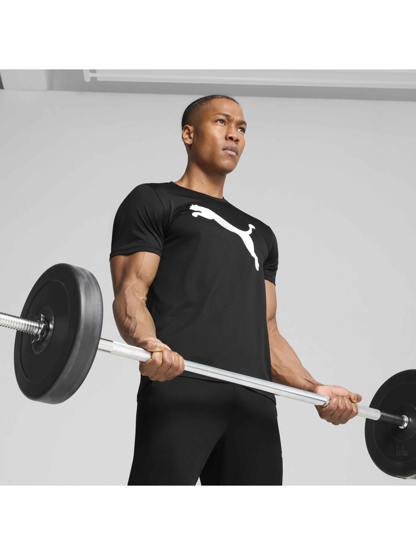 Футболка PUMA M Tad Ess Solid Cat Tee Cf модель 525921 Фото