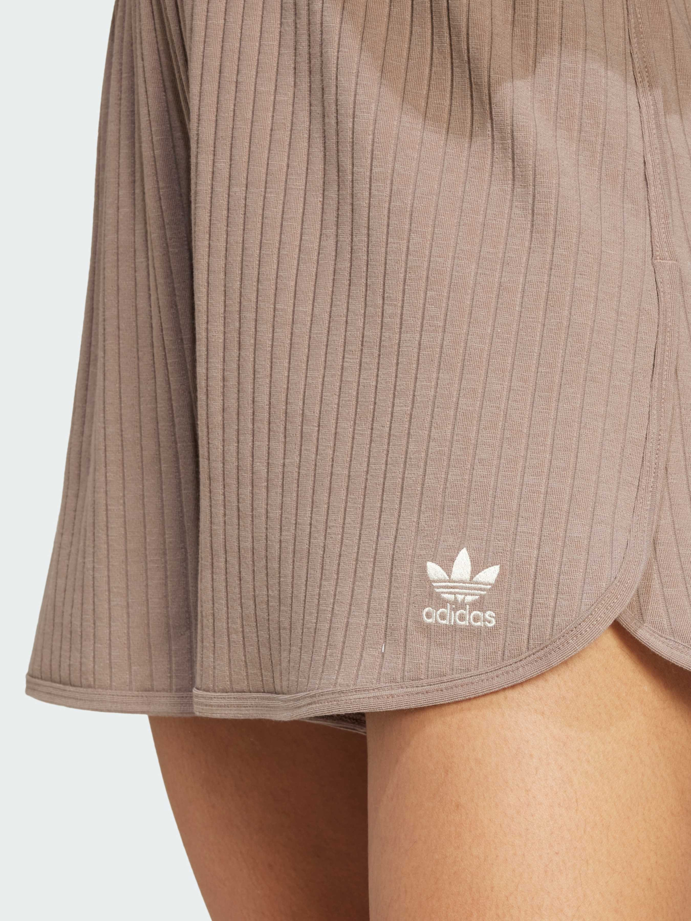 Шорти Adidas модель JD1484 Фото